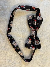 Santa Novelty Black Bow Tie w/ Adjustable Strap Matching Pocket Square