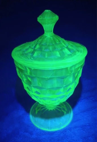 Green Depression Uranium Glass Jeannette Cube Footed Candy Dish w Lid