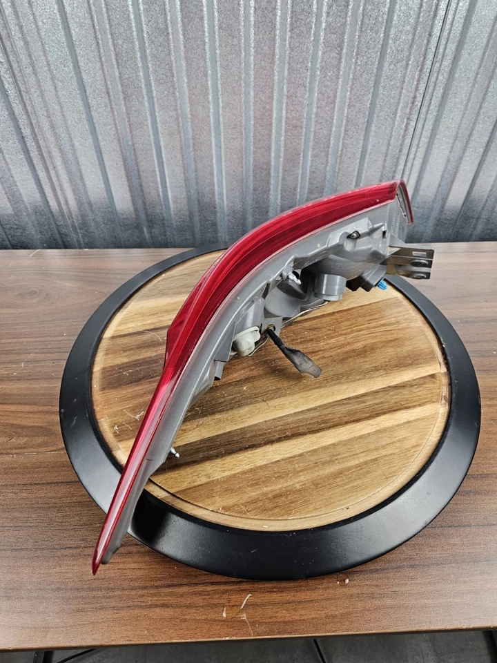 14 15 LUZ TRASERA DERECHA INFINITI Q50 OEM 265504HB0B Foto 4 de 4