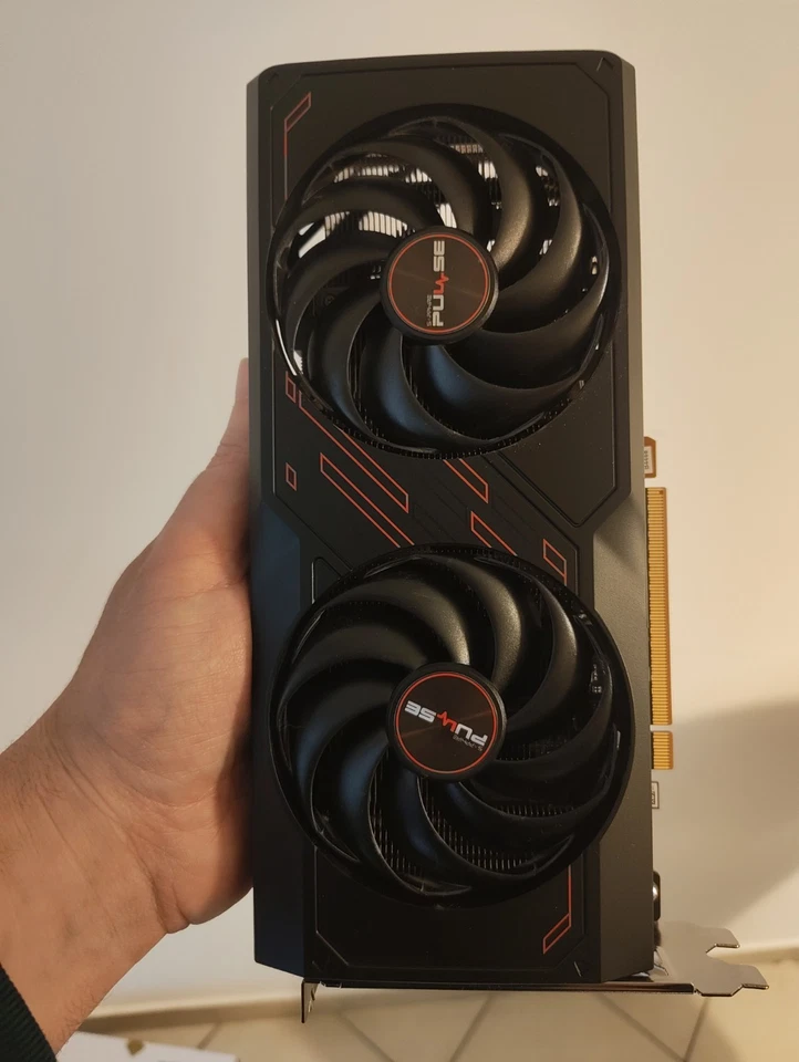 SAPPHIRE PULSE AMD Radeon RX 7600 8GB GDDR6 Scheda Grafica (11324-01-20G) - Immagine 2 di 4