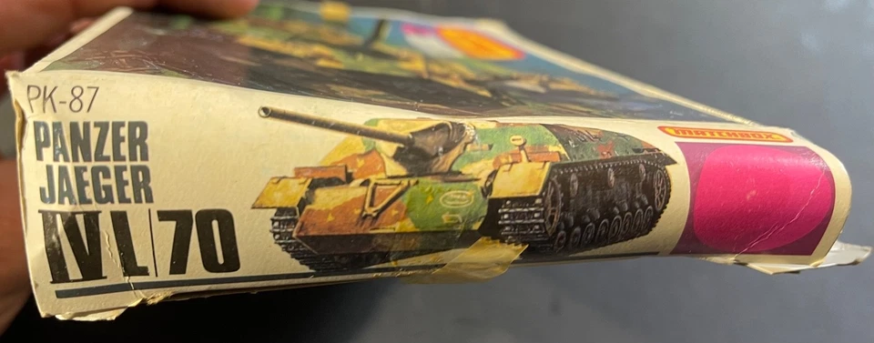 Matchbox Panzer Jaeger IV L/70 PK-87 1/76 Open Model Kit ‘Sullys Hobbies’ - Image 3 of 4