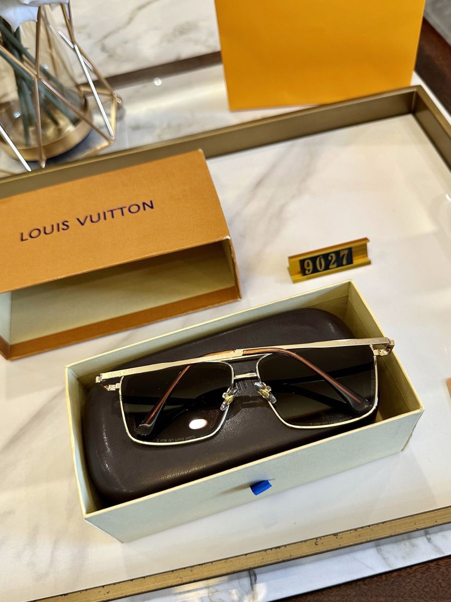 Louis Vuitton #9027 Gold Frame Brown Lens Sunglasses 55 18-143 | eBay