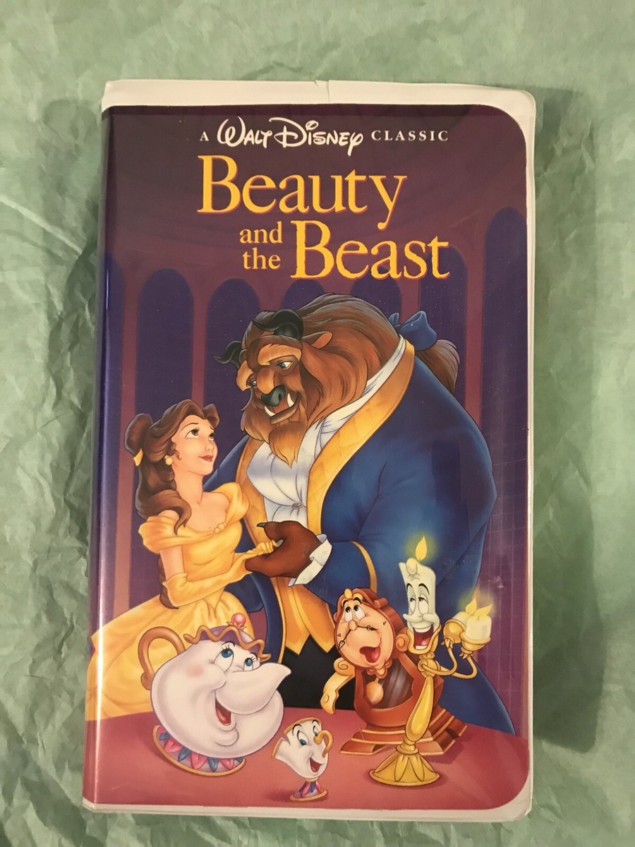 洋書 WALT DISNEY STUDIOS,THE(H) Walt Disney Vintage The Sword In The Stone VHS Black Diamond