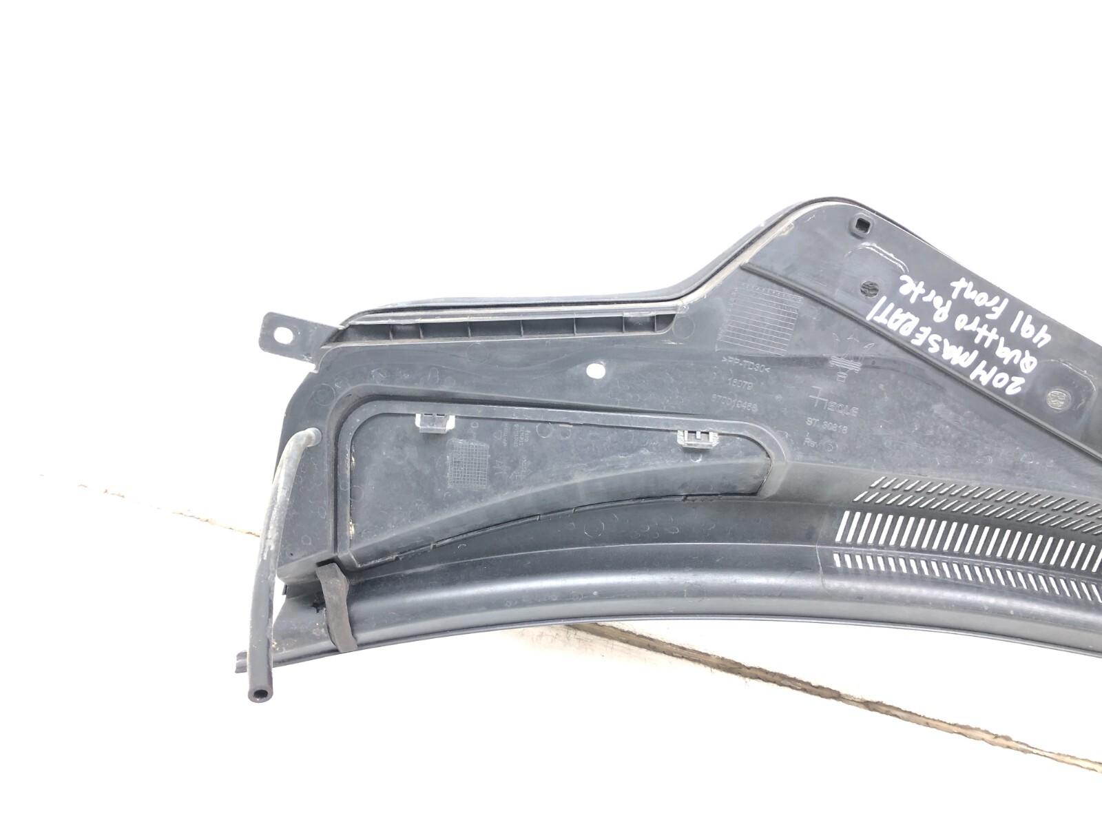 2014-2021 MASERATI QUATTROPORTE AWD FRONT WINDSHIELD COWL GRILLE COVER PANEL OEM