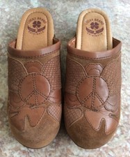 Lucky Brand Women's LK-Lilac Brown Leather Peace Suede Slip On Clogs Sz 5.5M EUC
