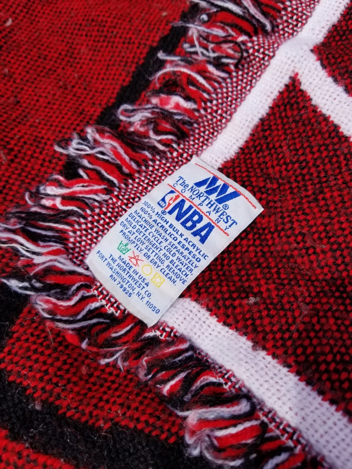 VTG 90s Chicago Bulls Throw Blanket NBA Woven Tapestry Wall Hanging Art USA