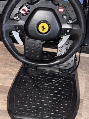 Thrustmaster T98 P Ferrari Wheel Pedal Set
