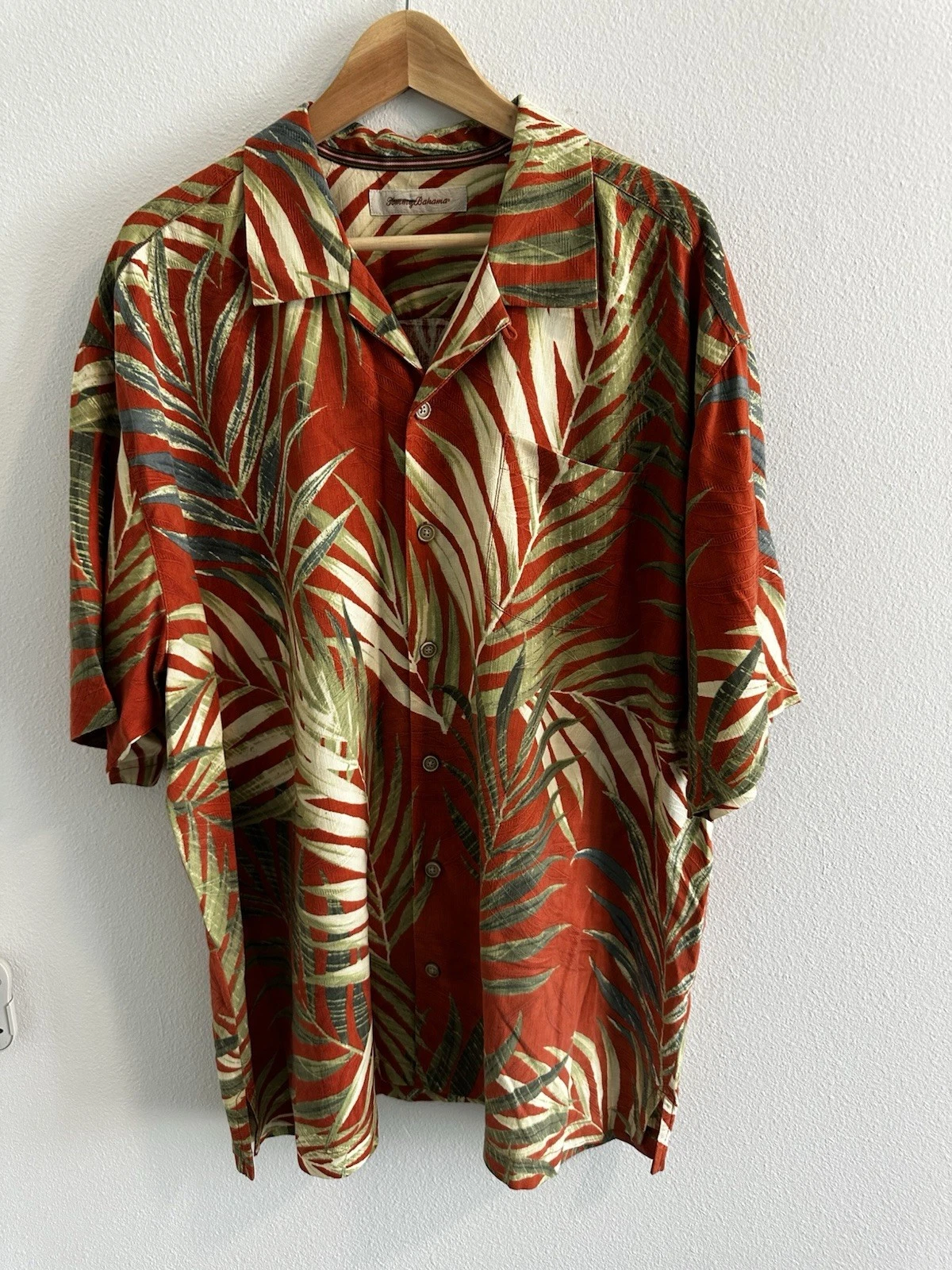 Tommy Bahama Men’s Aloha Hawaiian Shirt Size XLX - Orange Tropical Print