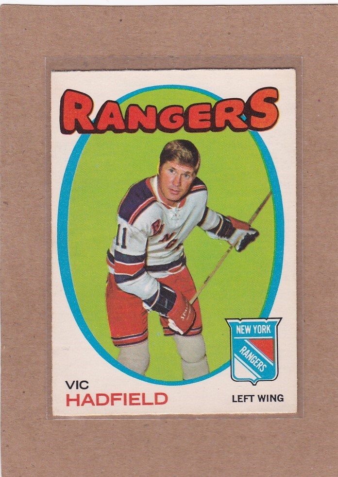 1971-72 O PEE CHEE HOCKEY VIC HADFIELD #9 RANGERS VGEX/EX *A31115