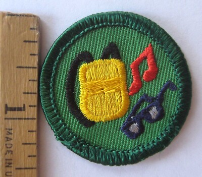 Retired Girl Scout Junior OUTDOOR FUN BADGE Backpack Sunglasses Camping Patch