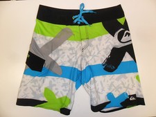 QUIKSILVER Men's KRAZY LOOKING Boardshorts "Still Tuding" WBB6 Size 32 - NWT