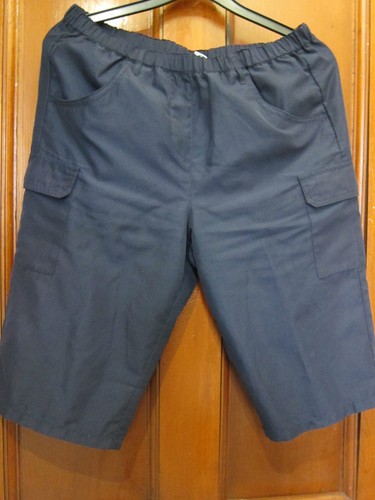Cotton traders knee shorts; UK 10; 2 pairs: navy, neutral. Will combine p&p. - Picture 10 of 10