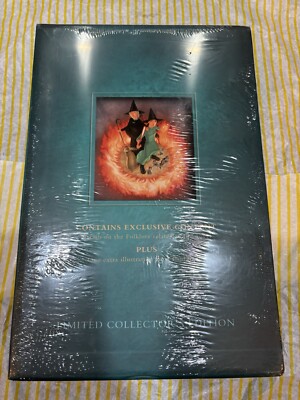 Terry Pratchett I Shall Wear Midnight Numbered Collectors 2010 1st Edition