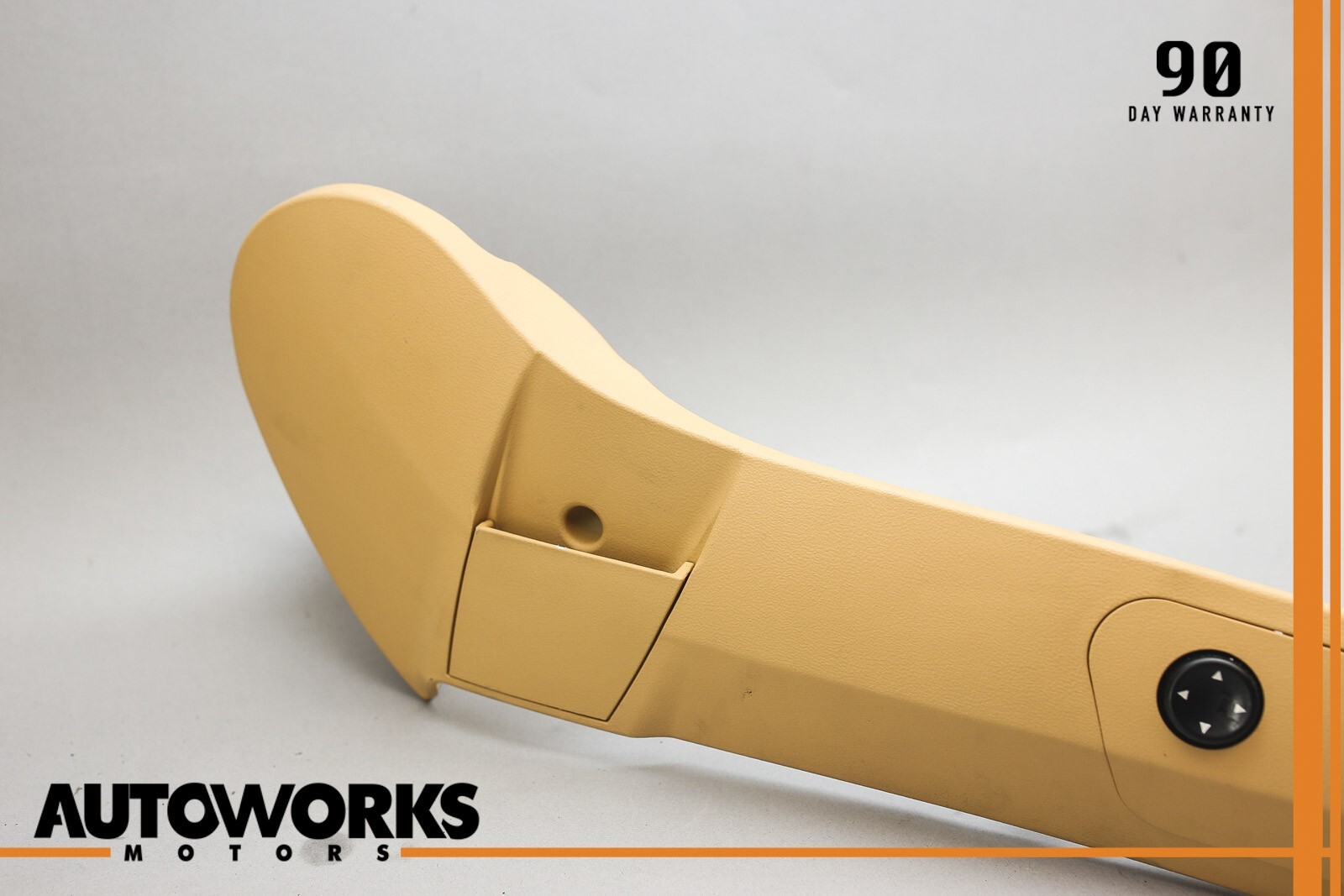 03-13 Maserati Quattroporte M139 Front Right Lower Seat Trim Cover w/ Switch OEM