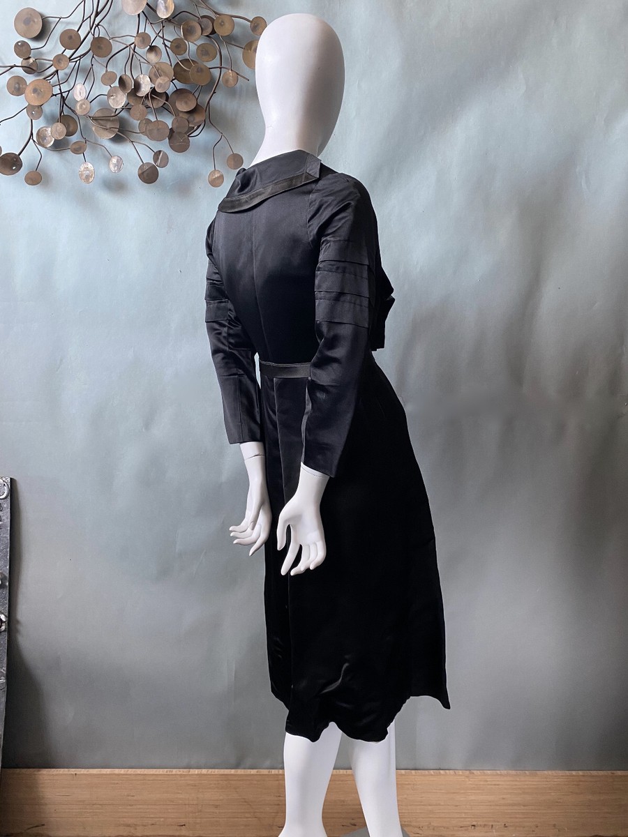 1800s 1900 Victorian Black Silk Satin Coat Mourning Jacket