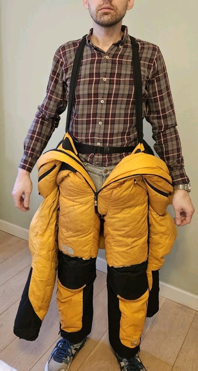 The North Face Men's Himalayan Snow Suit Summit Series Size S