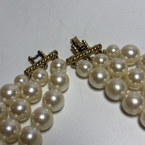 Vintage Faux Pearl Necklace Choker 3 Strand Gold Tone Clasp 18” - Picture 3 of 6