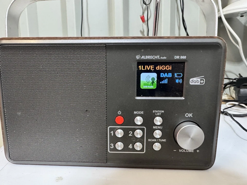 Albrecht DR 860 Senior - das bedienerfreundliche Digitalradio - Bild 2 von 4