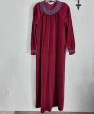 Vintage Vanity Fair Soft Velour Long Robe P Small Zip Front House Coat Purple