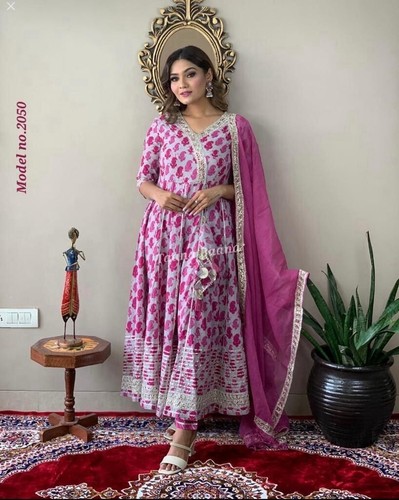 Indian Beautiful Anarkali Long Kurti With Pant & Heavy Lace Work Chiffon Dupatta