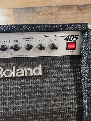 Roland Tube Logic, Guitar Amplifier 405 - Picture 6 of 9