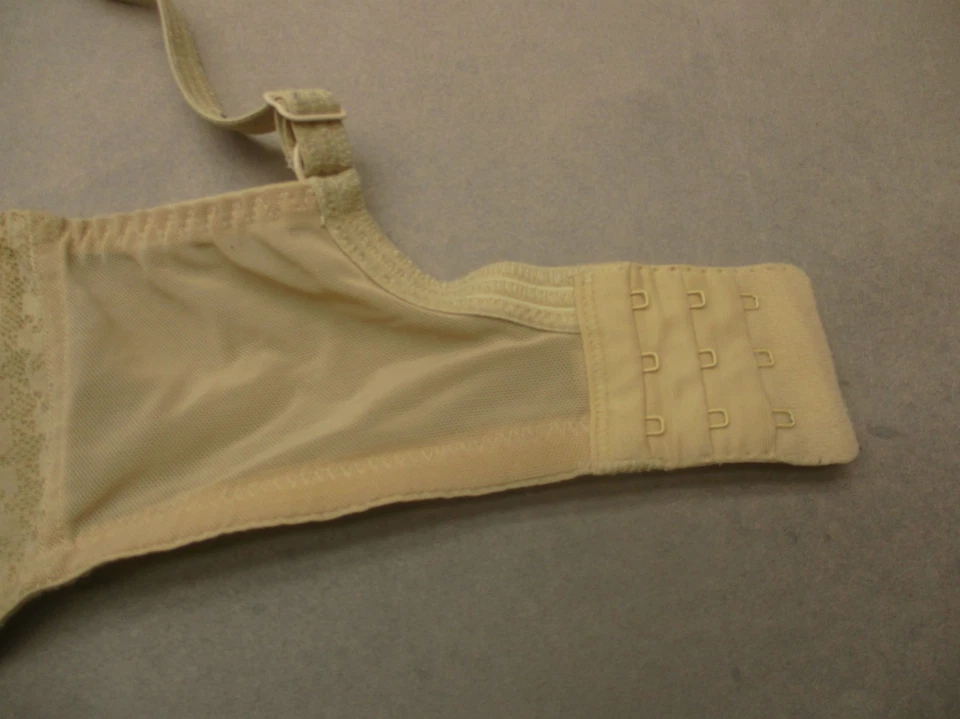 32GG Panache Womens Beige Unlined Underwired Lace Full Coverage Demi Bra 10M - Image 4 of 4