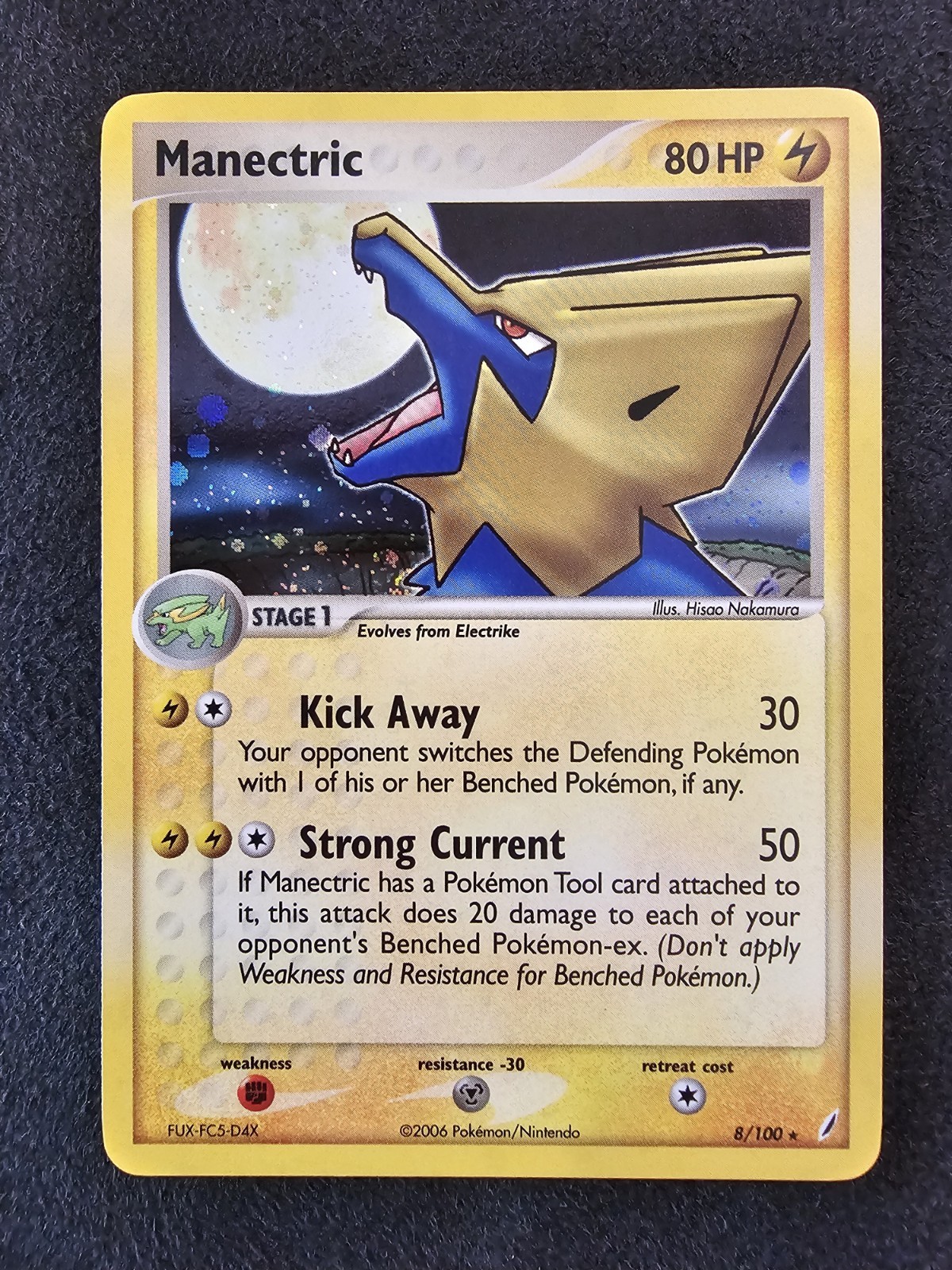 Manectric 8/100 Crystal Guardians Holo NM
