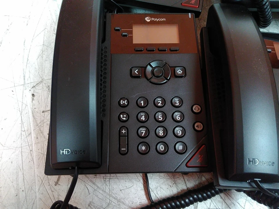 Lote de 8 teléfonos empresariales Polycom VVX 150 VOIP Power Probado solo con teléfono como están Foto 4 de 4