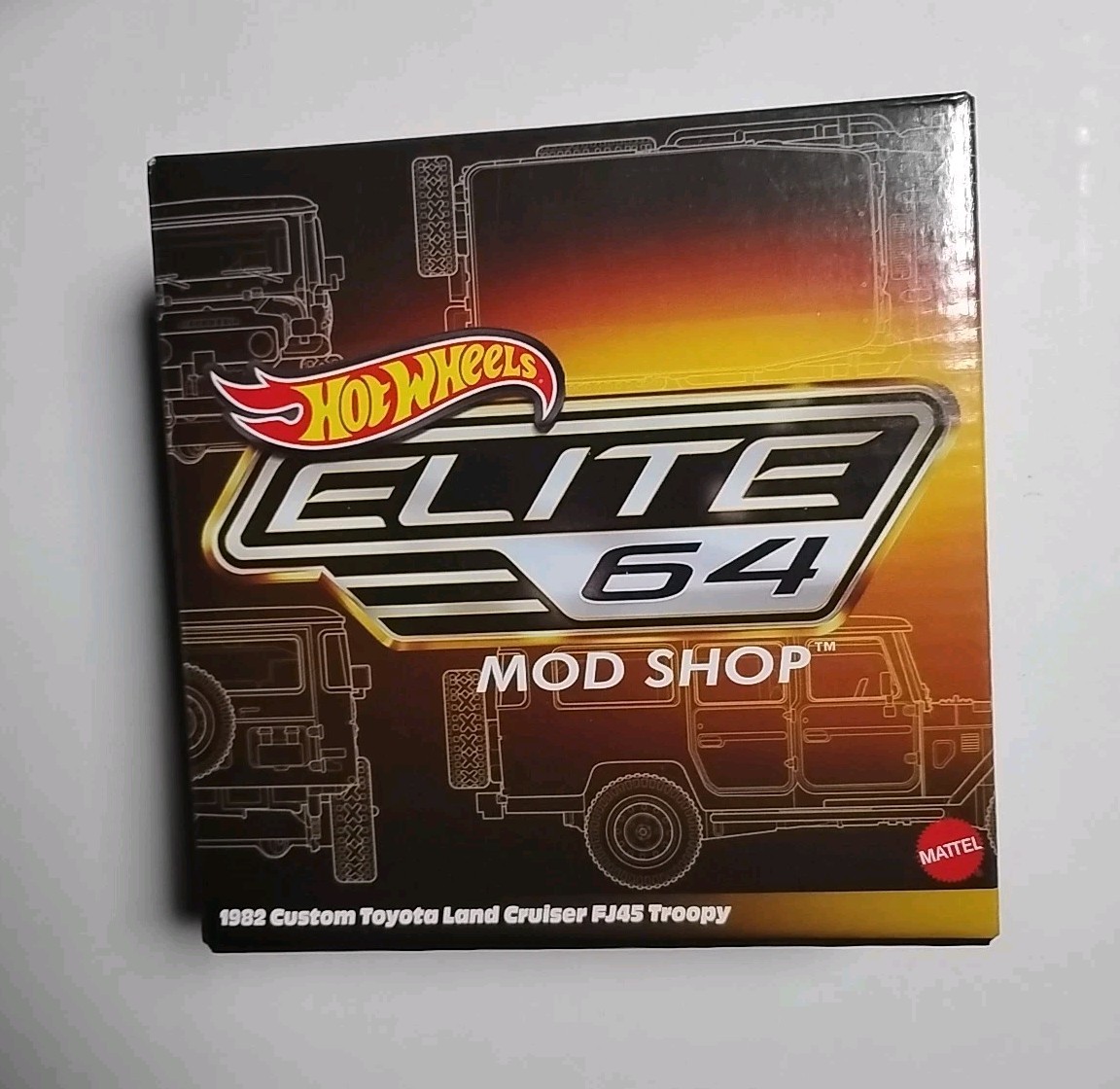 Hot Wheels Elite 64 Mod Shop 1982 Custom Toyota Land Cruiser FJ45 Troop