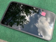 2001-2005 Toyota Sequoia Sunroof Glass Moonroof Power Sliding Glass Window Oem 2001-2005 Toyota Sequoia Sunroof Glass Moonroof Power Sliding Glass Window Oem