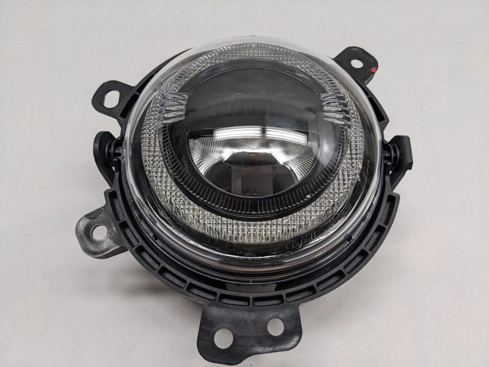 Mini Cooper Clubman Fog Light Lamp Driver's Left 2020 - 2024 - Image 3 of 4