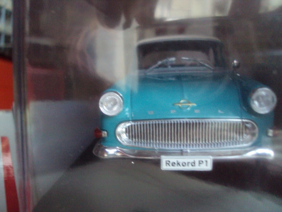 Auto Vintage N°63 Europe Collection Opel Olympia Rekord P1-1957 1/24 - Immagine 4 di 4