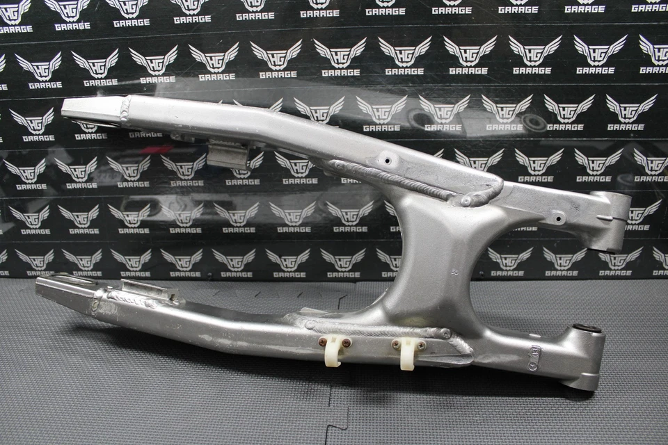 Kawasaki KX250 2006 2 tiempos OEM basculante brazo oscilante suspensión 33001-0065-458 Foto 3 de 4