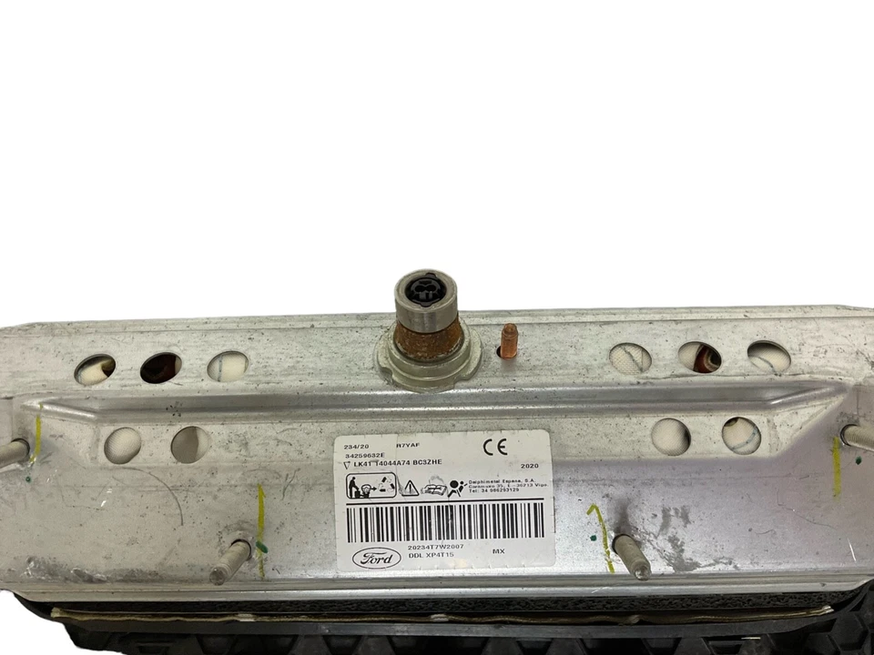 2020 - 2023 福特 Transit 150 250 350 右侧仪表板安全气囊黑色 LK41-14044A74-BC — 第 3/4 张图片