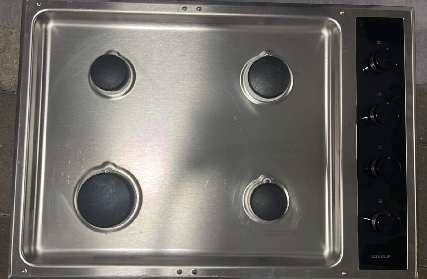 Wolf 30" Transitional Gas Cooktop With 4 DualStacked Sealed Burners