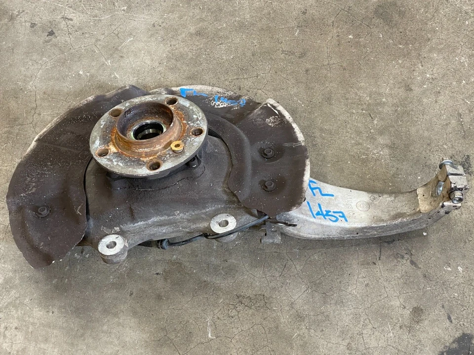 13 14 15 BMW Alpina B7 F01 F02 Front Left Spindle Knuckle Hub AWD 1457 OEM - Image 2 of 4