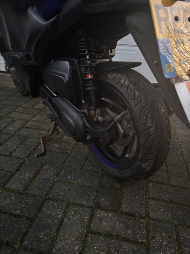 2019 Yamaha Aerox R - Picture 6 of 21