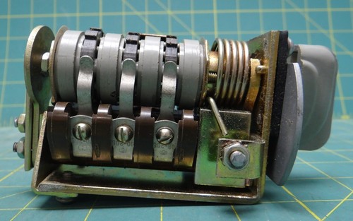 OFF ON HIGH LOW ENERZ Rotary Switch Assembly 6982ED226-4, NSN: 5930-01-070-9485 - Picture 6 of 7