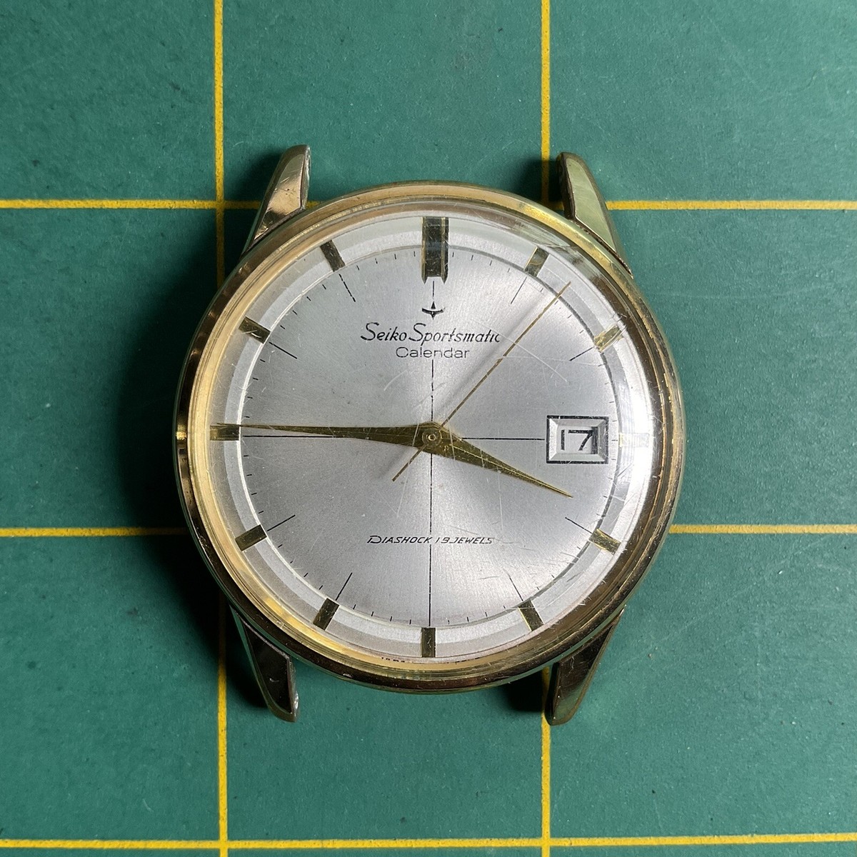 Vintage SEIKO SPORTSMATIC CALENDAR 15037D AUTO BAD ACCURACY MENS WATCH Japan