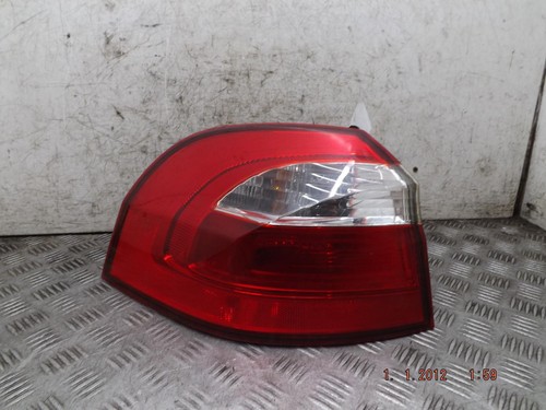 Kia Rio Rückleuchte links Beifahrerseite außen Lampe 92401-1w2 2011-2017U