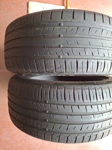2 PNEUMATICI 235/45 R18  235 45 18