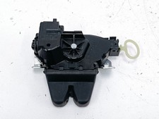 Mercedes-Benz CLA C117 X117 W117 2019 Schloss Heckklappe Kofferraumdeckel Mercedes-Benz CLA C117 X117 W117 2019 Schloss Heckklappe Kofferraumdeckel