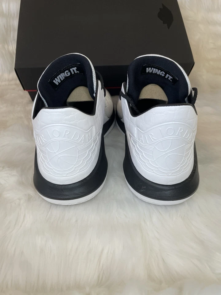 Air Jordan XXXII 32 Low Wing It Tamanho 10.5 AA1256-102 NOVO EM FOLHA NA CAIXA Raro - Imagem 4 de 4