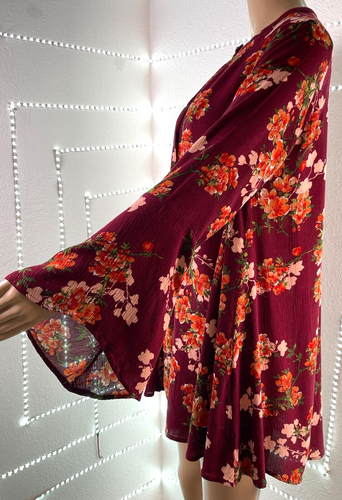 Umgee Top Tunic Blouse Women's size S Small Floral Ruffled Bell Sleeve Marron - Picture 2 of 9