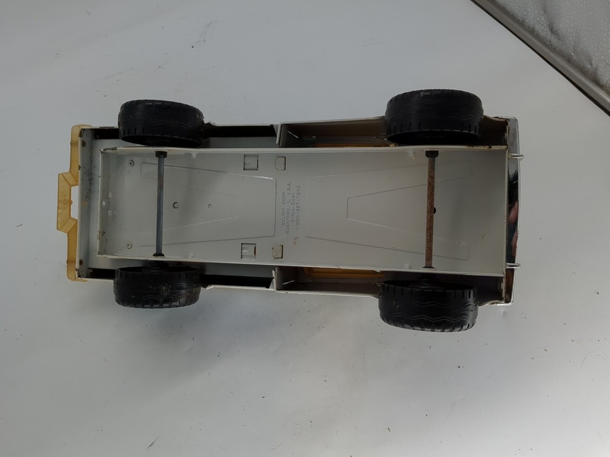 VINTAGE NYLINT TOYS NAPA CHEVROLET PICKUP TRUCK | eBay VINTAGE NYLINT TOYS NAPA CHEVROLET PICKUP TRUCK | eBay