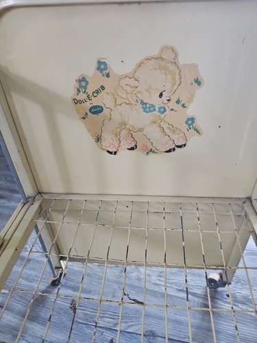 Vintage AMSCO Doll E Crib Metal w/ Lowering SIDE RAIL pale yellow - Picture 2 of 7