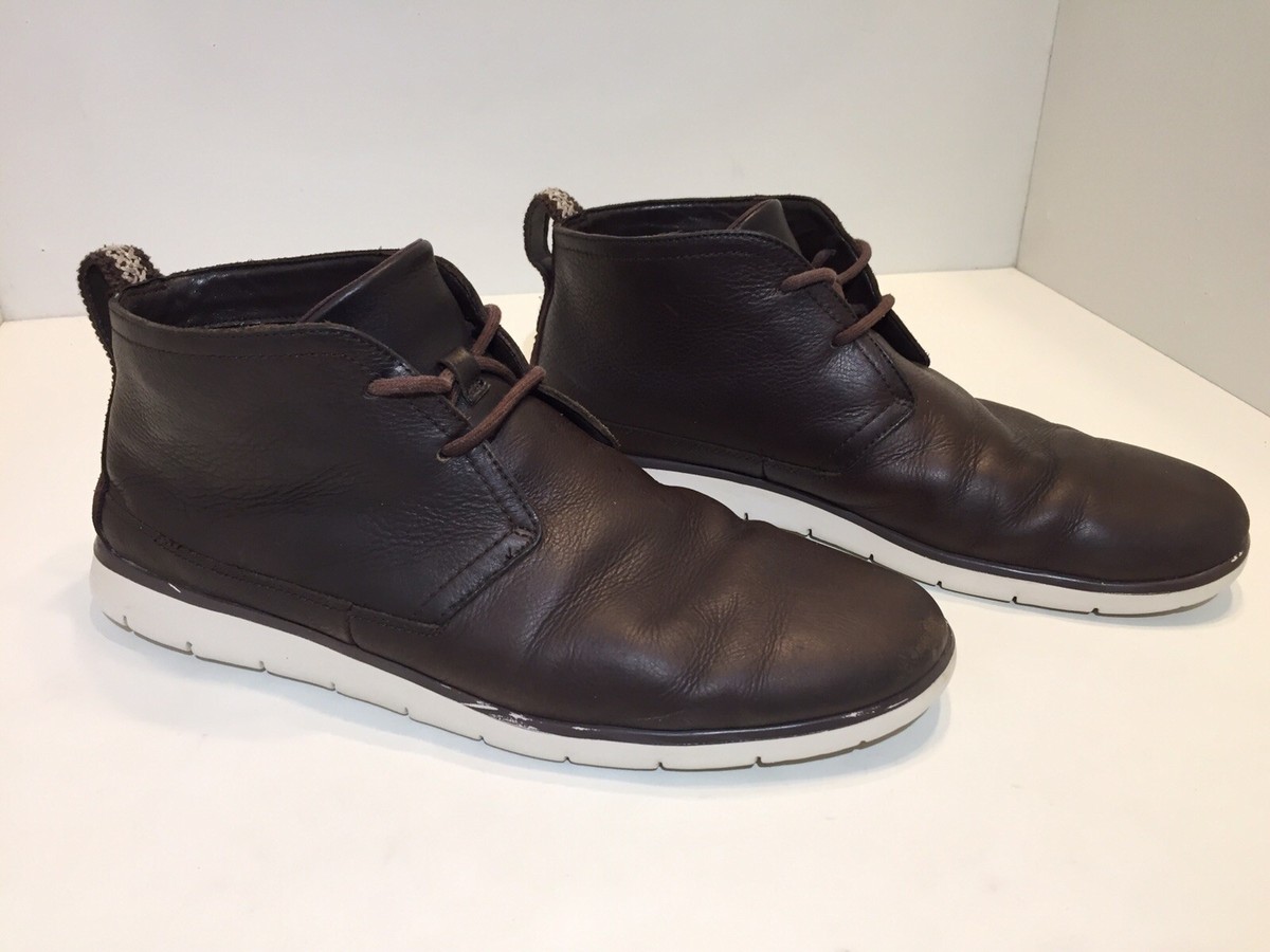 UGG Australia Chukka Boots Freemon Grizzly Brown Leather  display picture 1