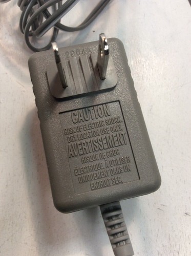Fuente de alimentación GE Recharge Cradle modelo 5-2623 DC 9V 200mA electrónica reciclada - Imagen 3 de 10