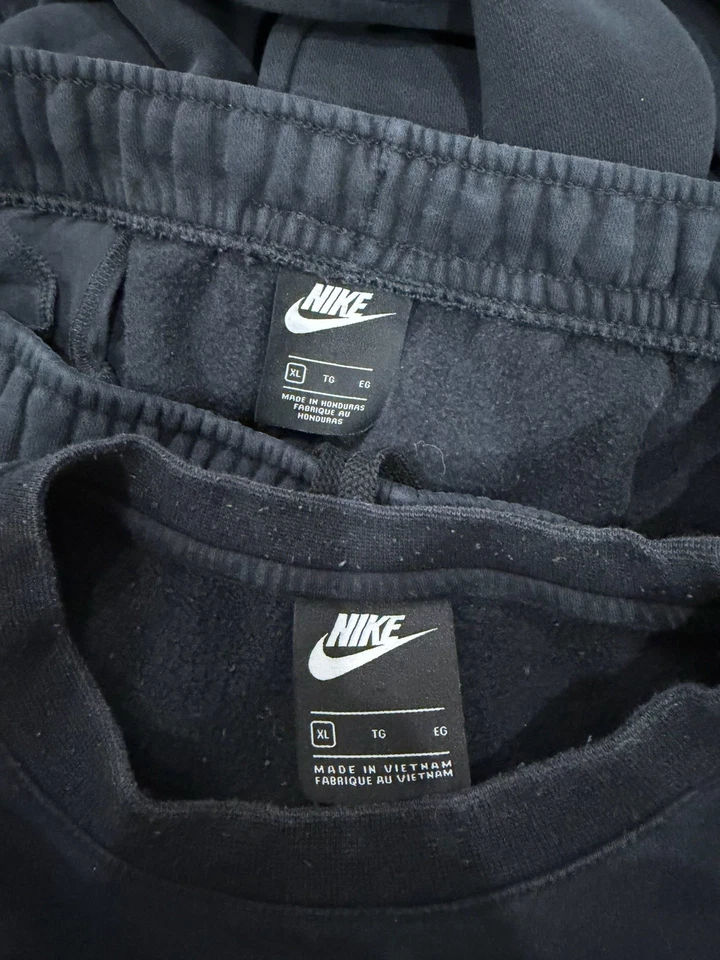 Conjunto de sudadera y pantalones Nike Sportswear Club polar negros talla XL sudadera Foto 3 de 4