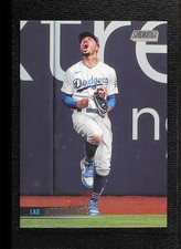 2021 Topps Stadium Club Oversized Base Topper Mookie Betts #OBMB 00l8